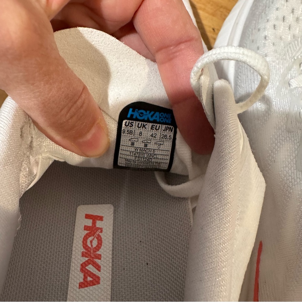 Hoka Women's Mach 6 White / Nimbus Cloud Sneakers 9.5 - Picture 9 of 9